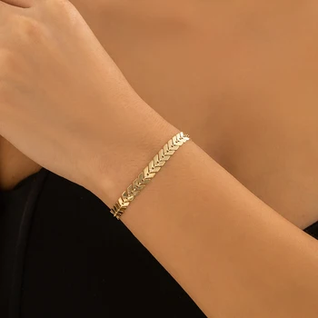 Lacteo Модный золотой браслет с подвесками в форме буквы V золотого цвета, Браслеты для женщин, Ювелирные изделия, Простые Регулируемые подарки для вечеринок, аксессуары на каждый день