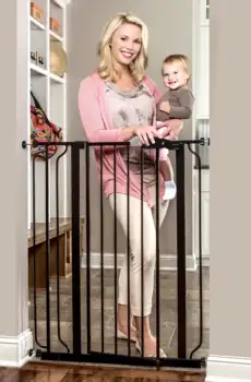 Детские защитные ворота Easy Step® Extra Tall Walk Through, черные, 36 дюймов в высоту, возрастная группа от 6 до 24 месяцев