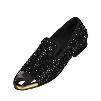 Мужские Модельные туфли с Золотым металлическим носком, красные, черные, с украшением в виде Кристаллов, мужские Вечерние Туфли Высокого Качества на плоской подошве, мужские свадебные туфли, Размер 36-46