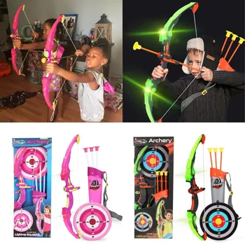 Набор игрушек Light Up для стрельбы из лука и стрел для мальчиков и девочек с 3 стрелами на присосках, мишенью и колчаном