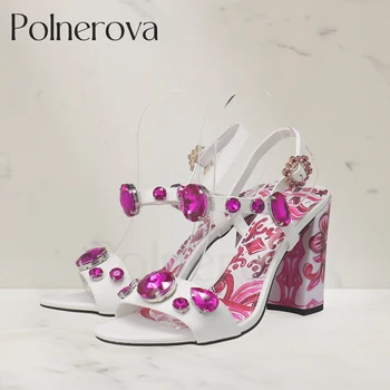Сандалии с цветочным узором из драгоценных камней, Роскошная дизайнерская летняя обувь, сандалии с пряжкой на массивном каблуке, модные женские сандалии из натуральной кожи