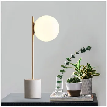 Светодиодная настольная лампа в скандинавском стиле, простая современная индивидуальность, освещение для гостиной, минималистичный белый стеклянный шар, кабинет, Роскошное современное освещение для дома