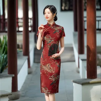 Сексуальное Атласное платье Ципао с воротником-стойкой и коротким рукавом с принтом, Традиционный китайский женский Чонсам длиной до колен